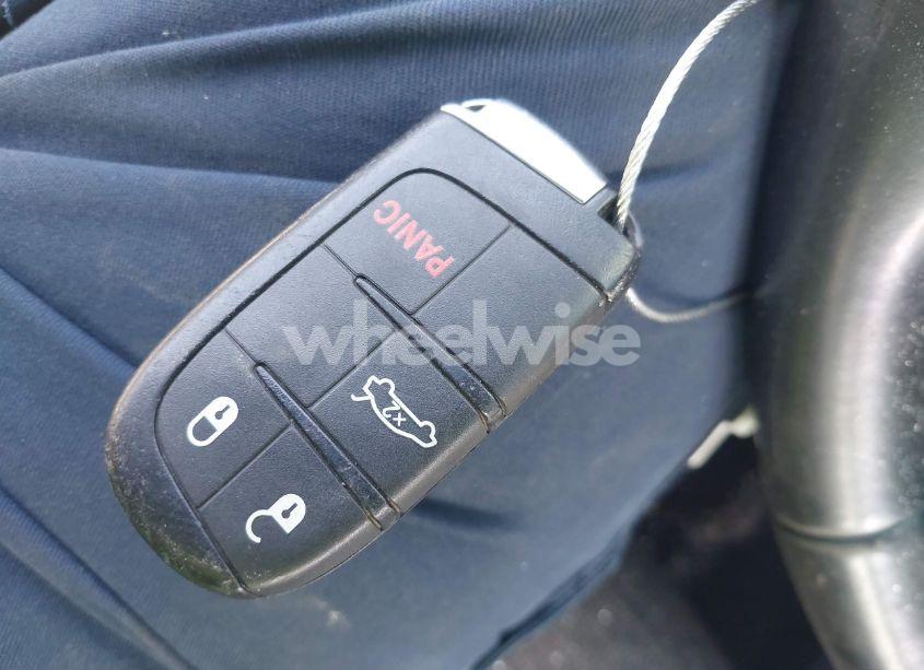 Photo 11 of 2015 Chrysler 200 S (VIN 1C3CCCBB6FN546306)