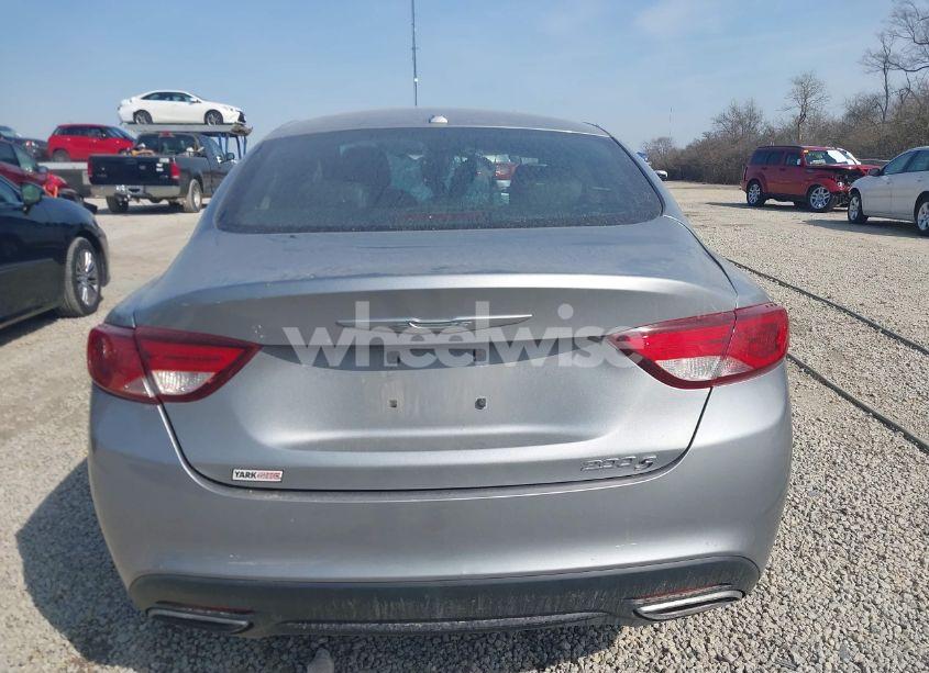 Photo 16 of 2015 Chrysler 200 S (VIN 1C3CCCBB6FN546306)