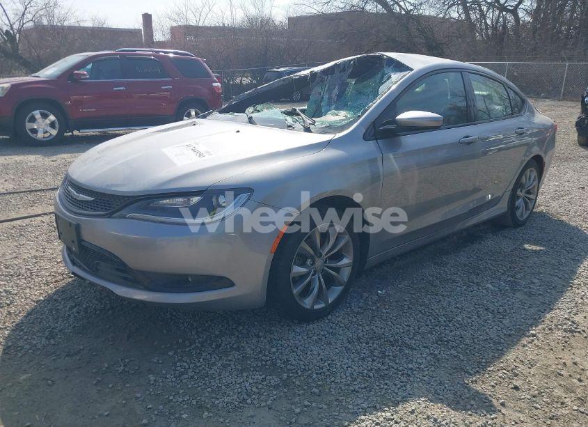 Photo 2 of 2015 Chrysler 200 S (VIN 1C3CCCBB6FN546306)