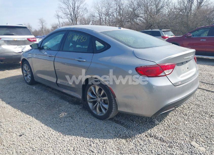 Photo 3 of 2015 Chrysler 200 S (VIN 1C3CCCBB6FN546306)