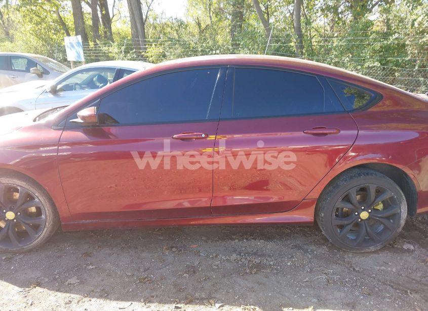 Photo 14 of 2015 Chrysler 200 S (VIN 1C3CCCBB6FN547343)