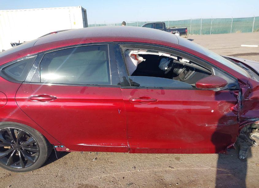 Photo 13 of 2015 Chrysler 200 S (VIN 1C3CCCBB6FN584909)