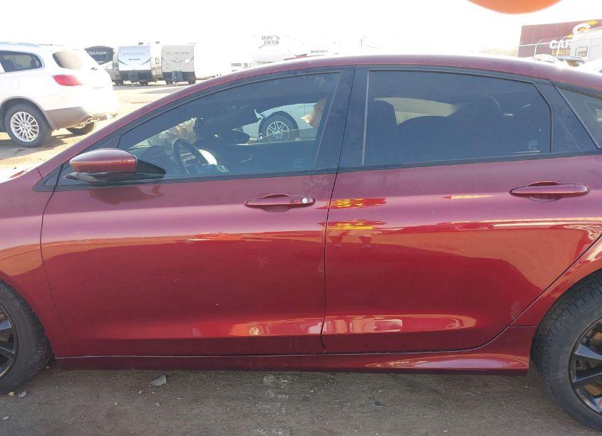 Photo 14 of 2015 Chrysler 200 S (VIN 1C3CCCBB6FN584909)