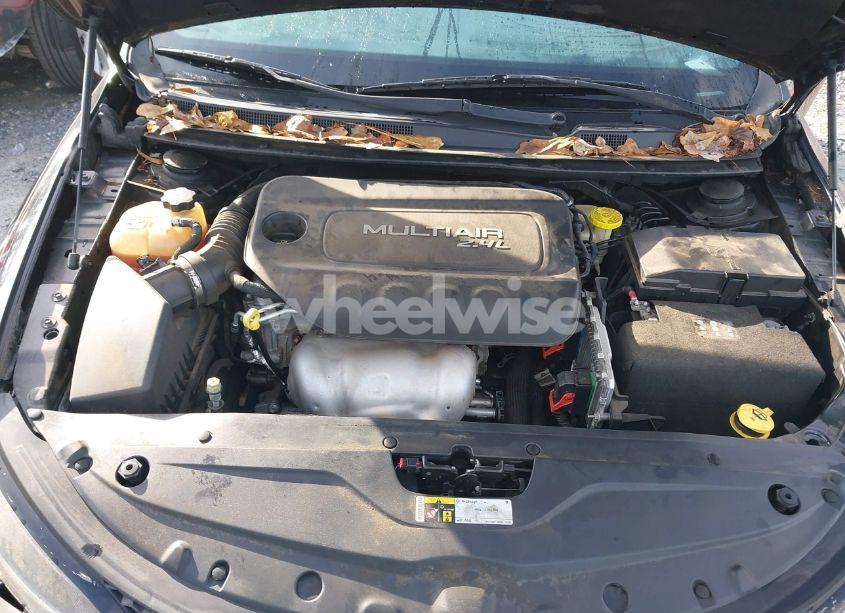 Photo 10 of 2015 Chrysler 200 S (VIN 1C3CCCBB6FN626222)