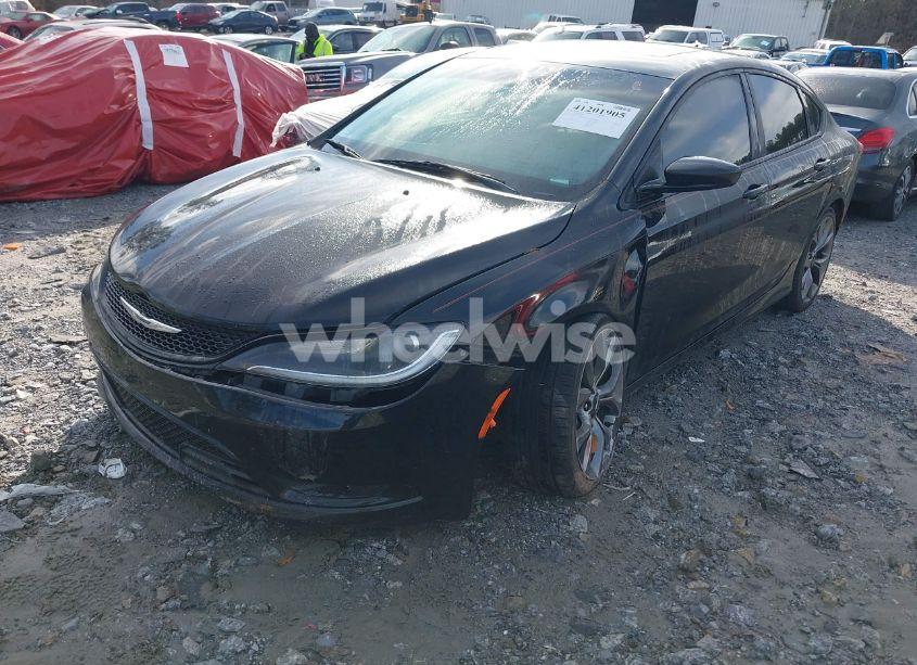 Photo 2 of 2015 Chrysler 200 S (VIN 1C3CCCBB6FN626222)