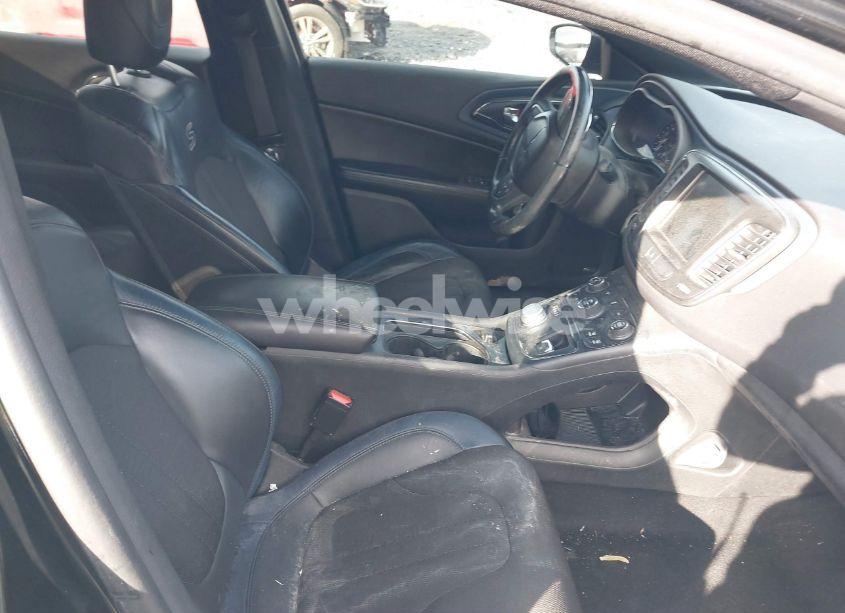 Photo 5 of 2015 Chrysler 200 S (VIN 1C3CCCBB6FN626222)