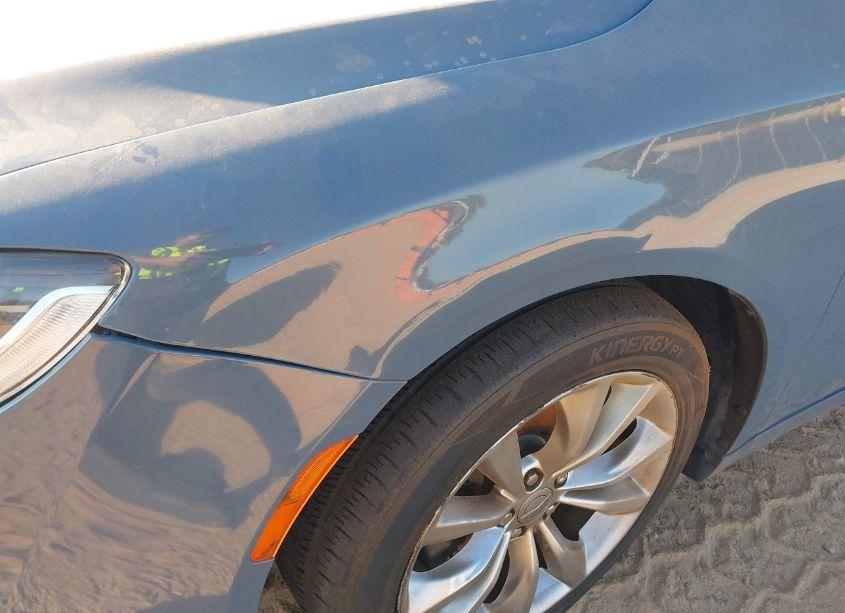 Photo 13 of 2015 Chrysler 200 S (VIN 1C3CCCBB6FN704739)