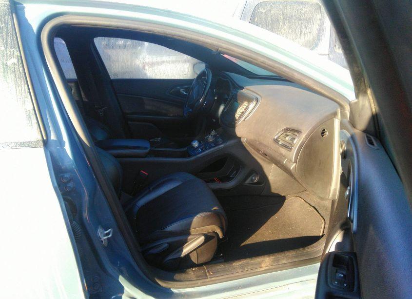 Photo 5 of 2015 Chrysler 200 S (VIN 1C3CCCBB6FN704739)