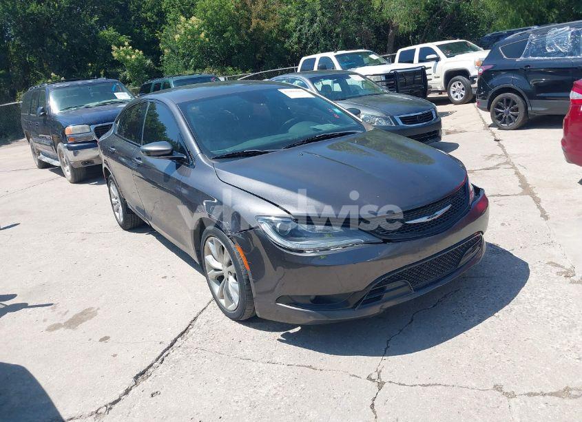 2015 Chrysler 200 S (VIN 1C3CCCBB6FN721931) main photo