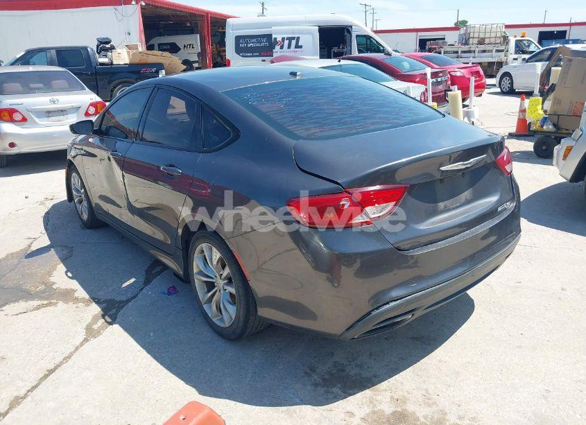 Photo 3 of 2015 Chrysler 200 S (VIN 1C3CCCBB6FN721931)