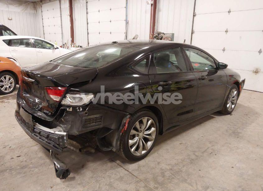 Photo 4 of 2015 Chrysler 200 S (VIN 1C3CCCBB6FN750636)