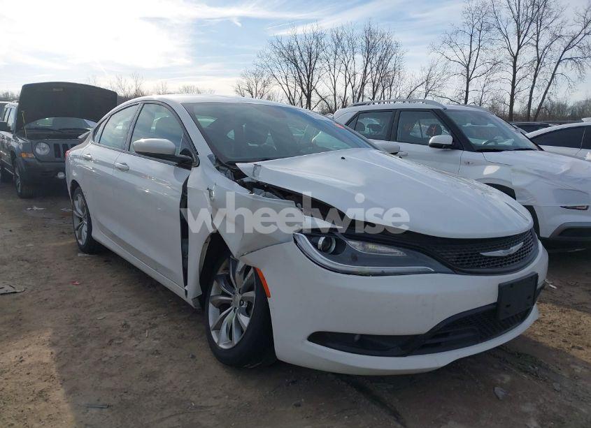 2016 Chrysler 200 S (VIN 1C3CCCBB6GN141810) main photo