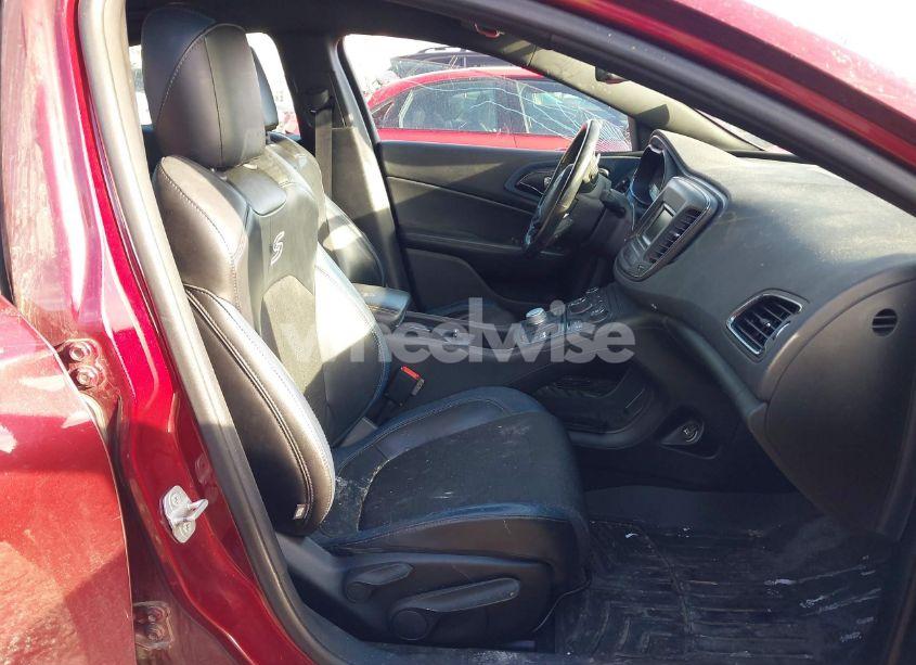 Photo 5 of 2015 Chrysler 200 S (VIN 1C3CCCBB7FN526842)