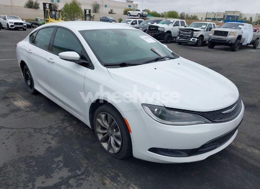 2015 Chrysler 200 S (VIN 1C3CCCBB7FN531636) main photo