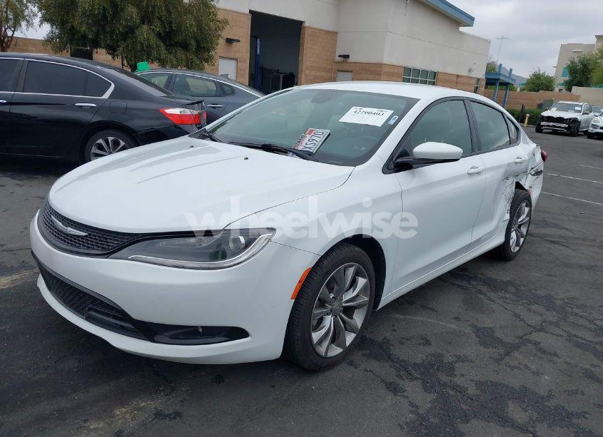 Photo 2 of 2015 Chrysler 200 S (VIN 1C3CCCBB7FN531636)