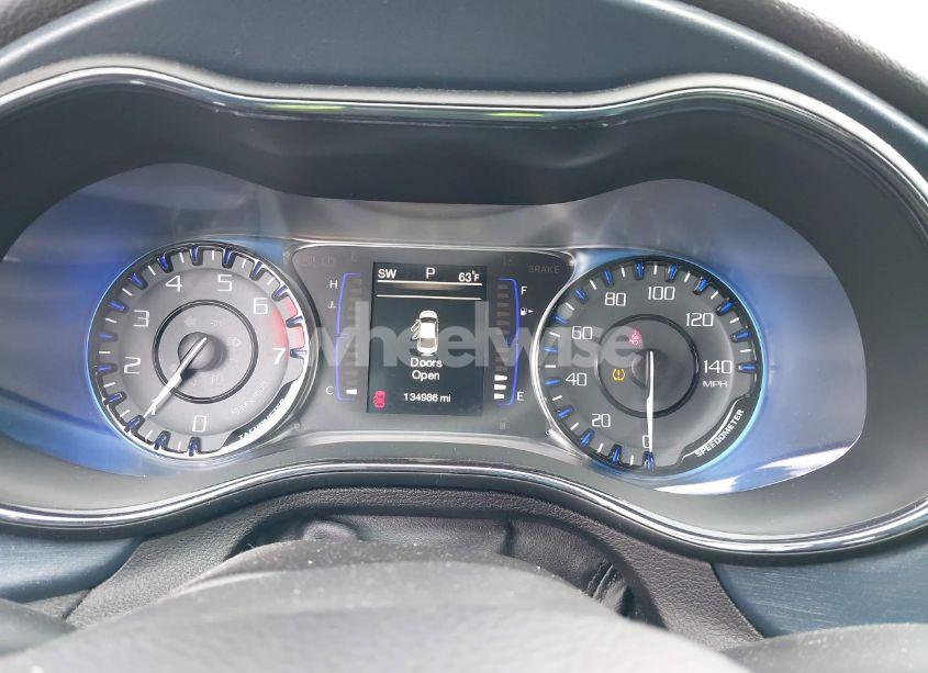 Photo 7 of 2015 Chrysler 200 S (VIN 1C3CCCBB7FN531636)