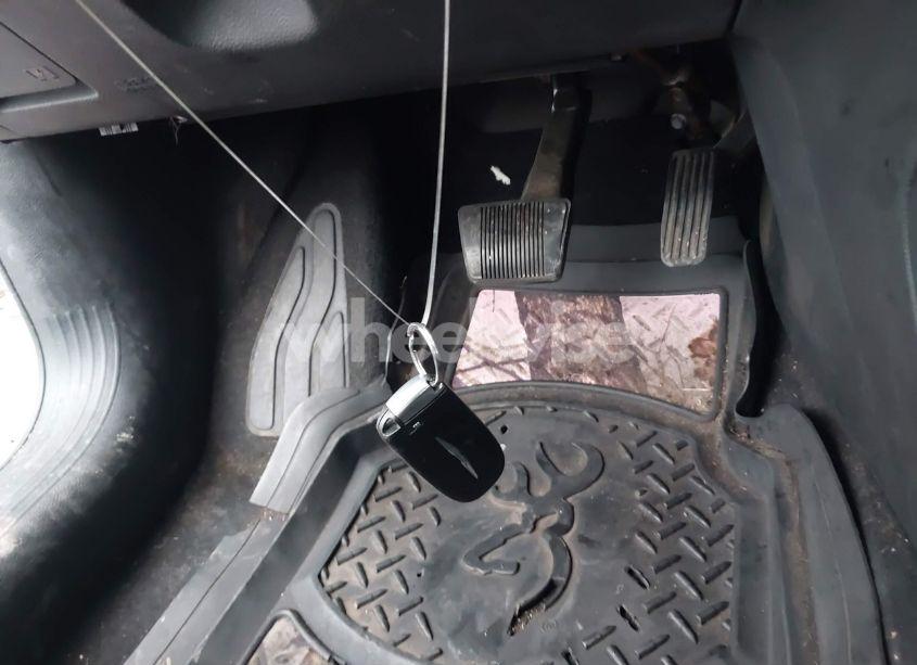 Photo 11 of 2015 Chrysler 200 S (VIN 1C3CCCBB7FN545875)