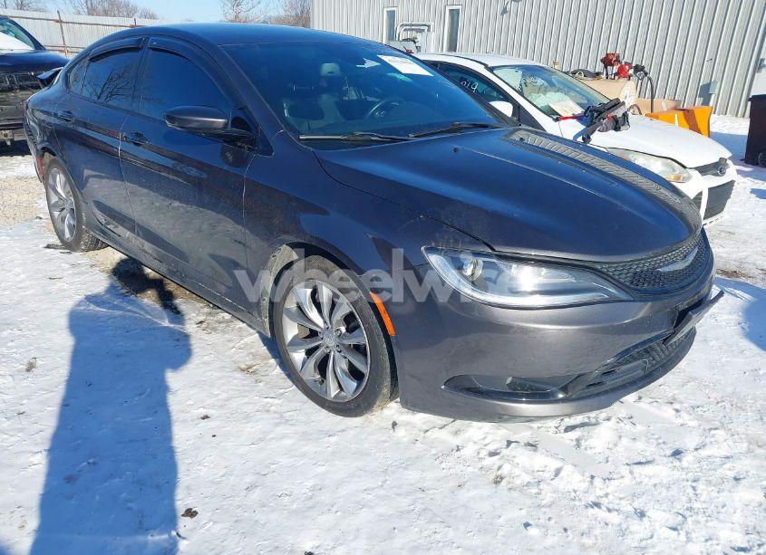 2015 Chrysler 200 S (VIN 1C3CCCBB7FN573949) main photo