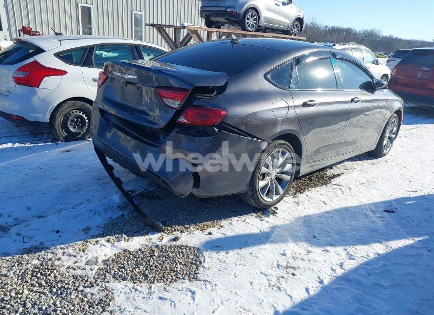 Photo 4 of 2015 Chrysler 200 S (VIN 1C3CCCBB7FN573949)