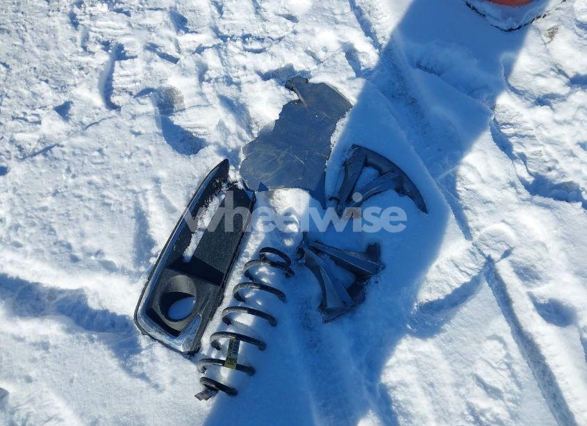 Photo 12 of 2015 Chrysler 200 S (VIN 1C3CCCBB7FN590122)