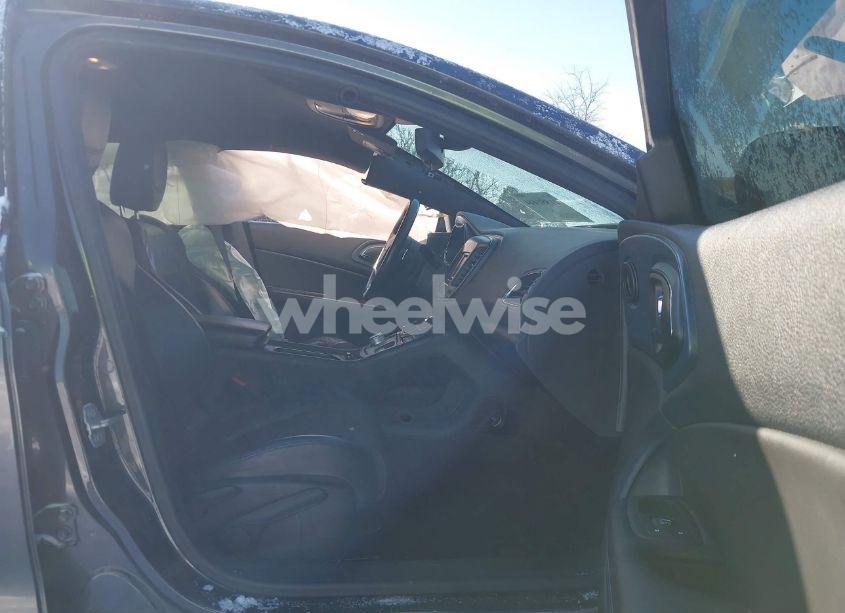 Photo 5 of 2015 Chrysler 200 S (VIN 1C3CCCBB7FN590122)