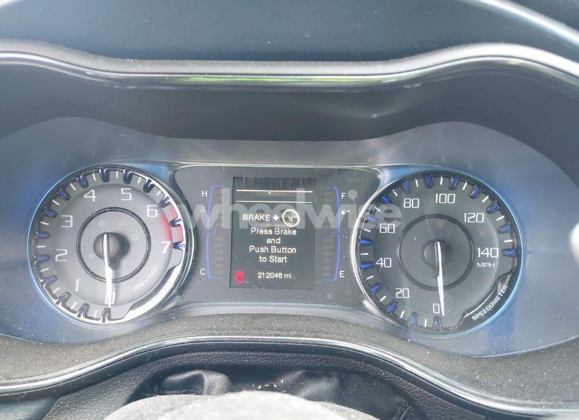 Photo 7 of 2015 Chrysler 200 S (VIN 1C3CCCBB7FN613219)