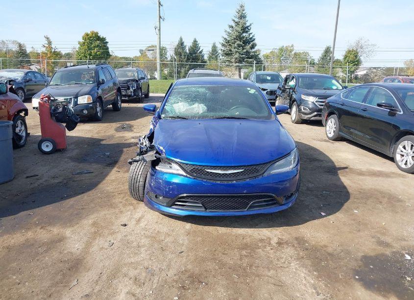 Photo 11 of 2015 Chrysler 200 S (VIN 1C3CCCBB7FN626066)