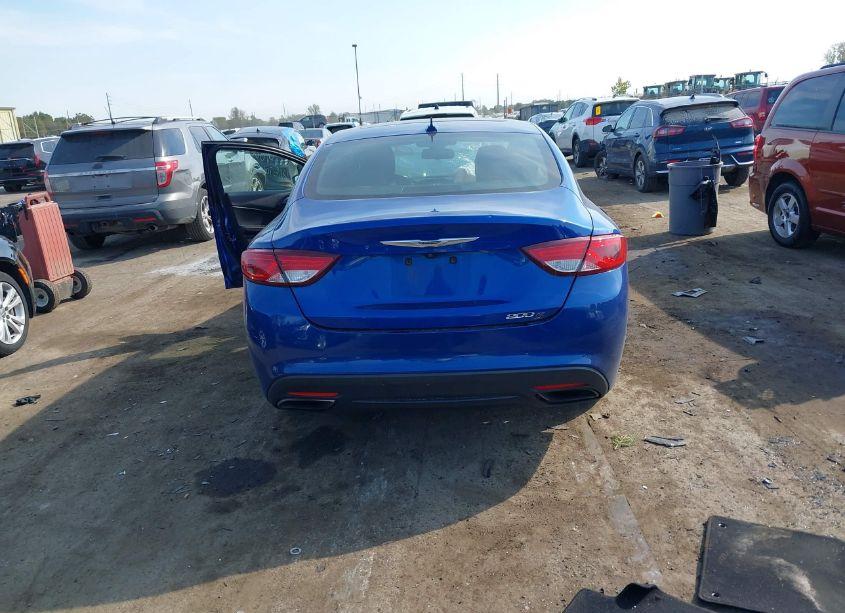 Photo 15 of 2015 Chrysler 200 S (VIN 1C3CCCBB7FN626066)