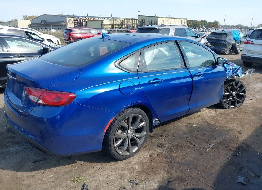 Photo 4 of 2015 Chrysler 200 S (VIN 1C3CCCBB7FN626066)