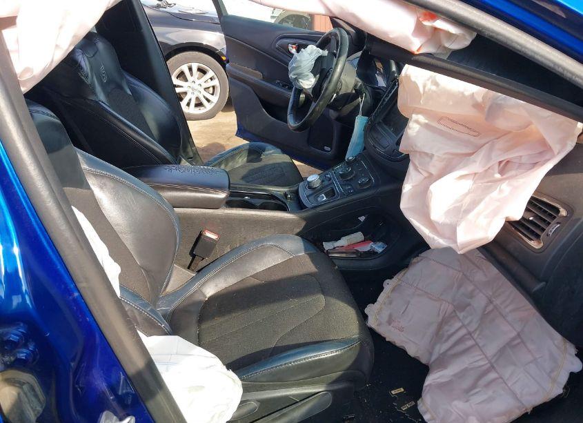 Photo 5 of 2015 Chrysler 200 S (VIN 1C3CCCBB7FN626066)