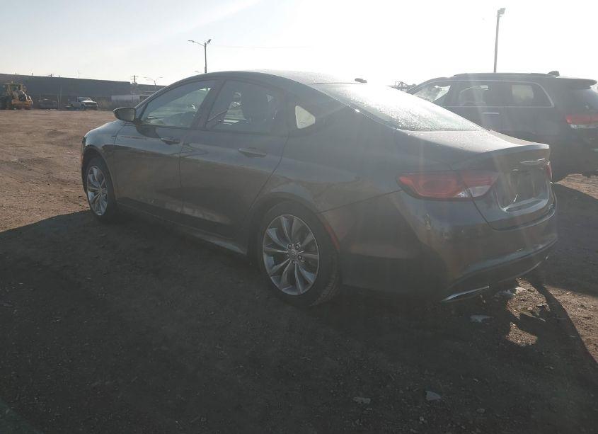 Photo 3 of 2015 Chrysler 200 S (VIN 1C3CCCBB7FN676241)