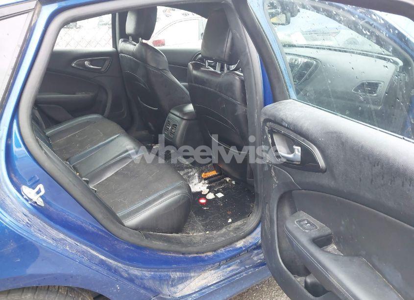 Photo 8 of 2016 Chrysler 200 S (VIN 1C3CCCBB7GN173357)