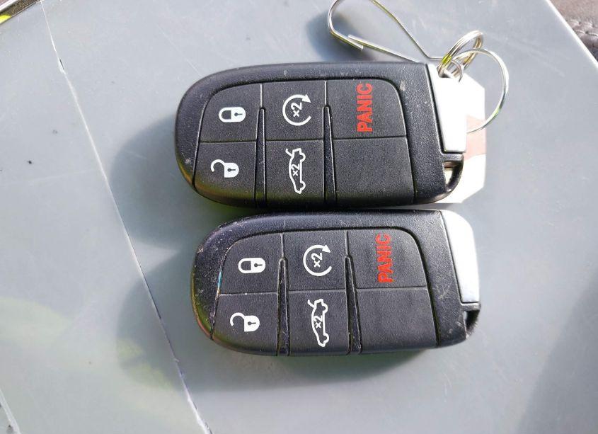 Photo 11 of 2016 Chrysler 200 S (VIN 1C3CCCBB7GN173651)