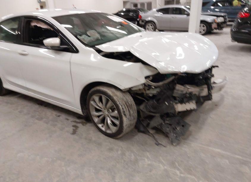 Photo 17 of 2016 Chrysler 200 S (VIN 1C3CCCBB7GN173651)