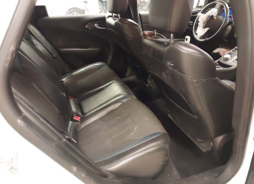 Photo 8 of 2016 Chrysler 200 S (VIN 1C3CCCBB7GN173651)