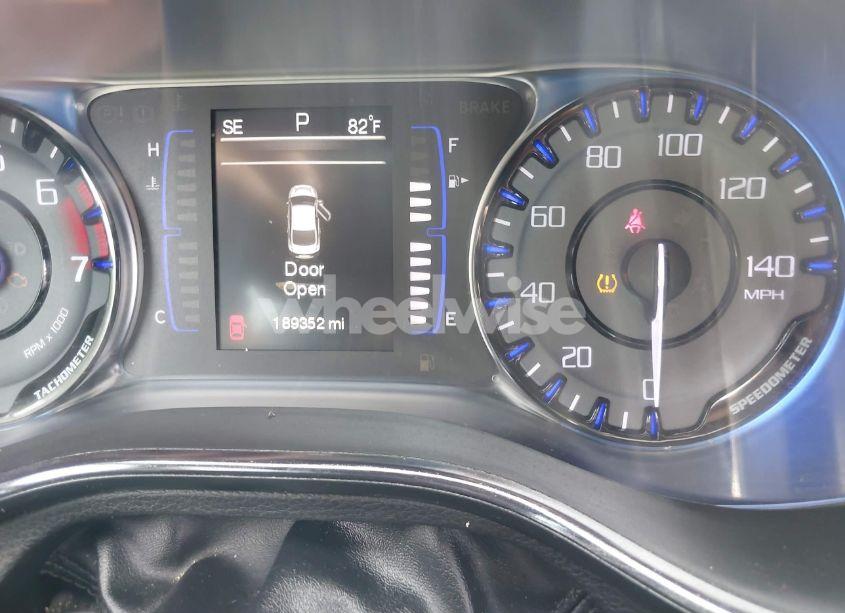 Photo 15 of 2015 Chrysler 200 S (VIN 1C3CCCBB8FN619207)