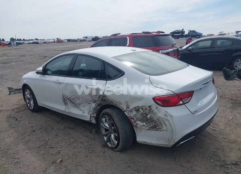 Photo 3 of 2015 Chrysler 200 S (VIN 1C3CCCBB8FN619207)