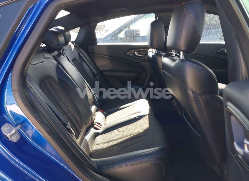 Photo 8 of 2015 Chrysler 200 S (VIN 1C3CCCBB8FN656922)