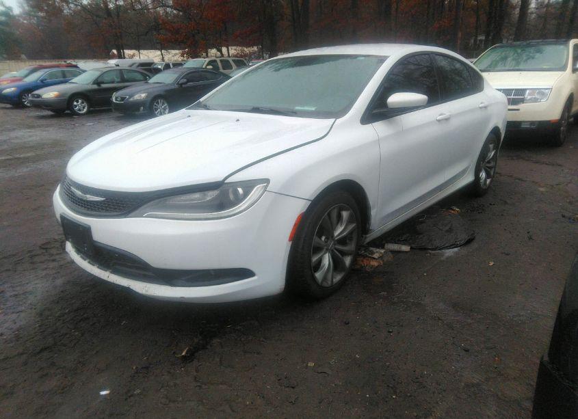 Photo 2 of 2015 Chrysler 200 S (VIN 1C3CCCBB8FN681853)