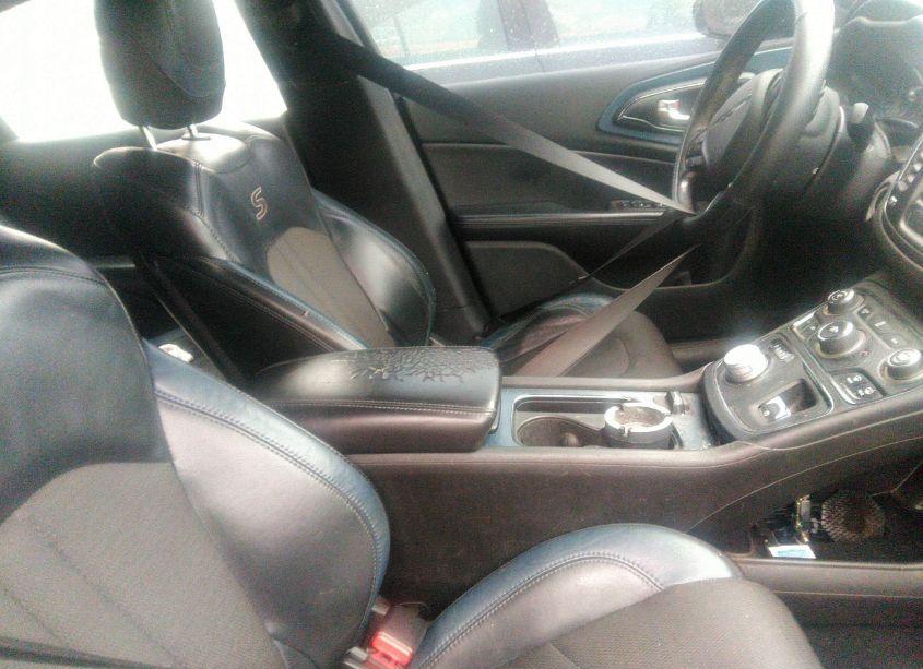 Photo 5 of 2015 Chrysler 200 S (VIN 1C3CCCBB8FN681853)