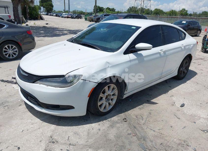 Photo 2 of 2015 Chrysler 200 S (VIN 1C3CCCBB8FN715368)