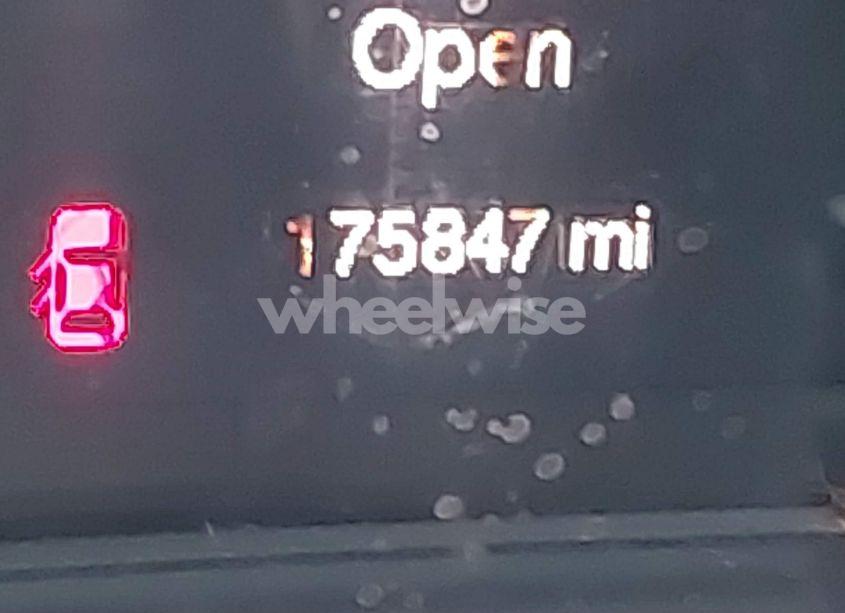 Photo 7 of 2015 Chrysler 200 S (VIN 1C3CCCBB8FN715368)