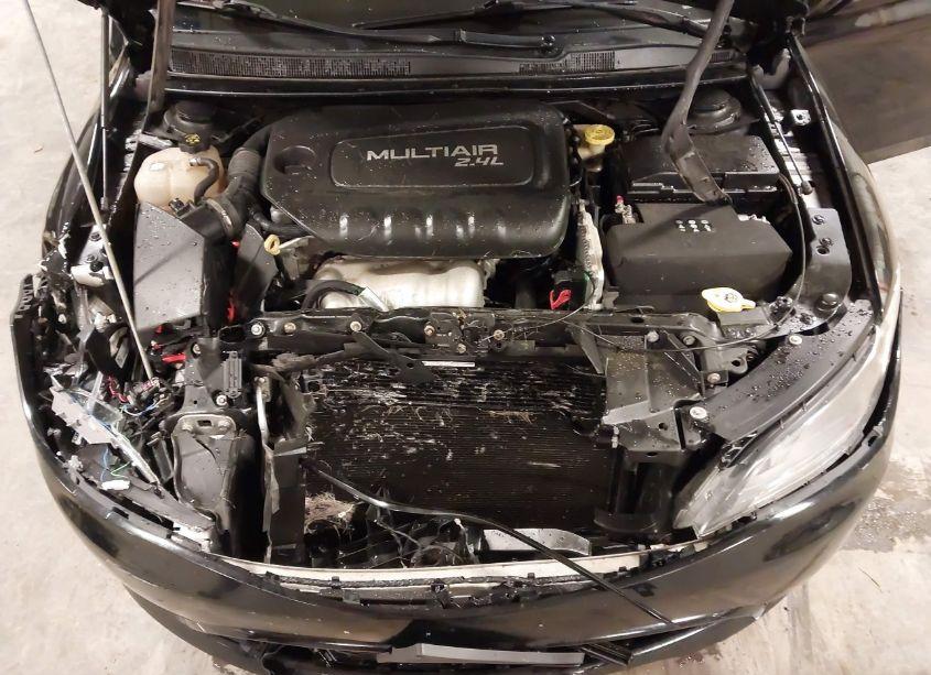 Photo 10 of 2015 Chrysler 200 S (VIN 1C3CCCBB8FN749875)