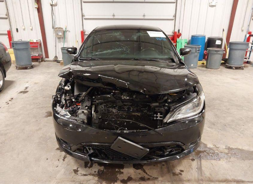 Photo 12 of 2015 Chrysler 200 S (VIN 1C3CCCBB8FN749875)