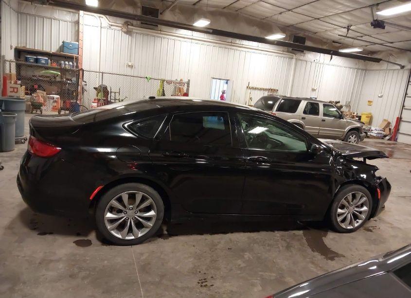 Photo 13 of 2015 Chrysler 200 S (VIN 1C3CCCBB8FN749875)