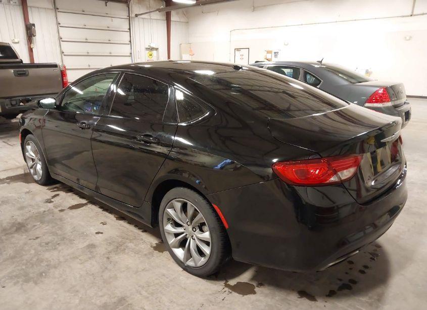 Photo 3 of 2015 Chrysler 200 S (VIN 1C3CCCBB8FN749875)
