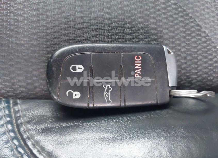 Photo 11 of 2015 Chrysler 200 S (VIN 1C3CCCBB9FN612900)