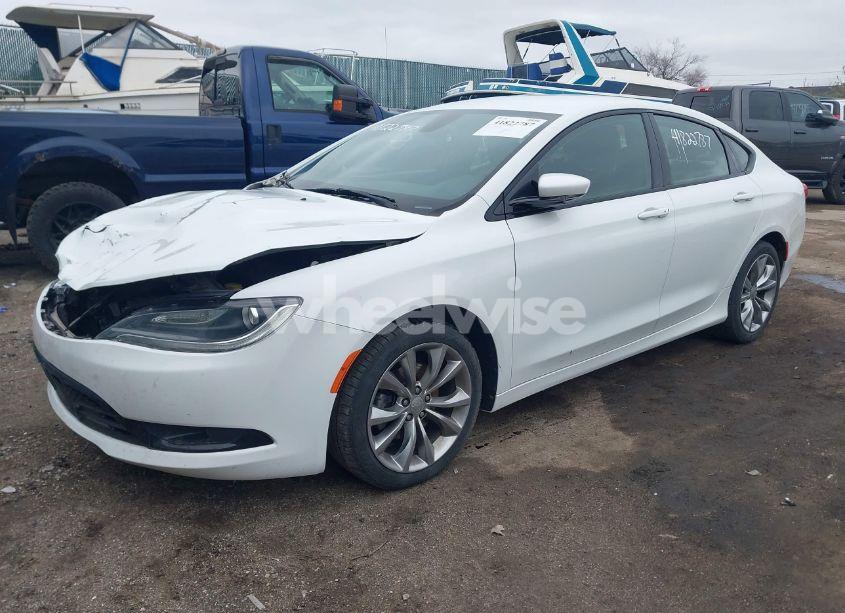 Photo 2 of 2015 Chrysler 200 S (VIN 1C3CCCBB9FN612900)