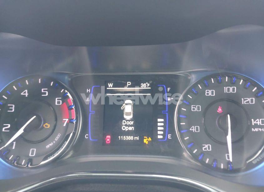 Photo 7 of 2015 Chrysler 200 S (VIN 1C3CCCBB9FN612900)