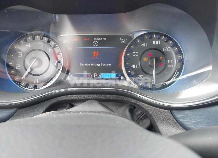 Photo 7 of 2015 Chrysler 200 S (VIN 1C3CCCBB9FN702905)